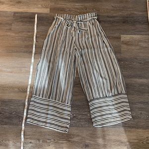 Cute, clam digger pants